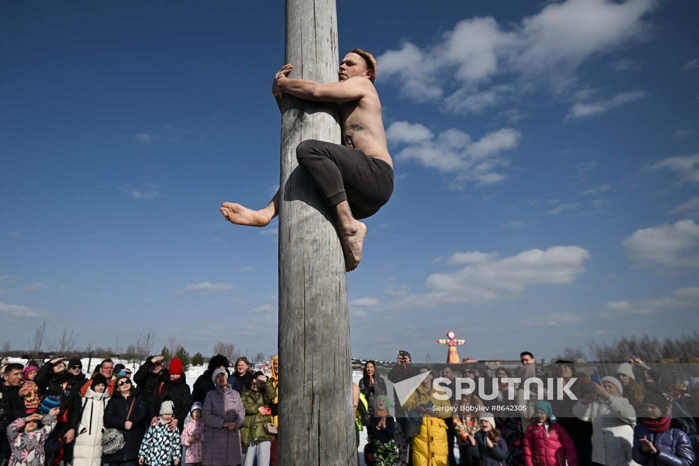 Russia Maslenitsa Celebration Etnomir