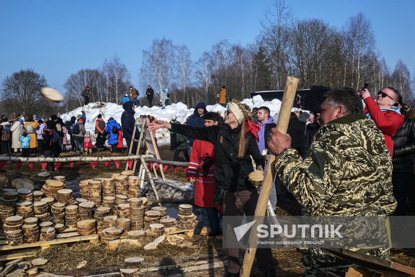 Russia Maslenitsa Celebration Nikola Lenivets