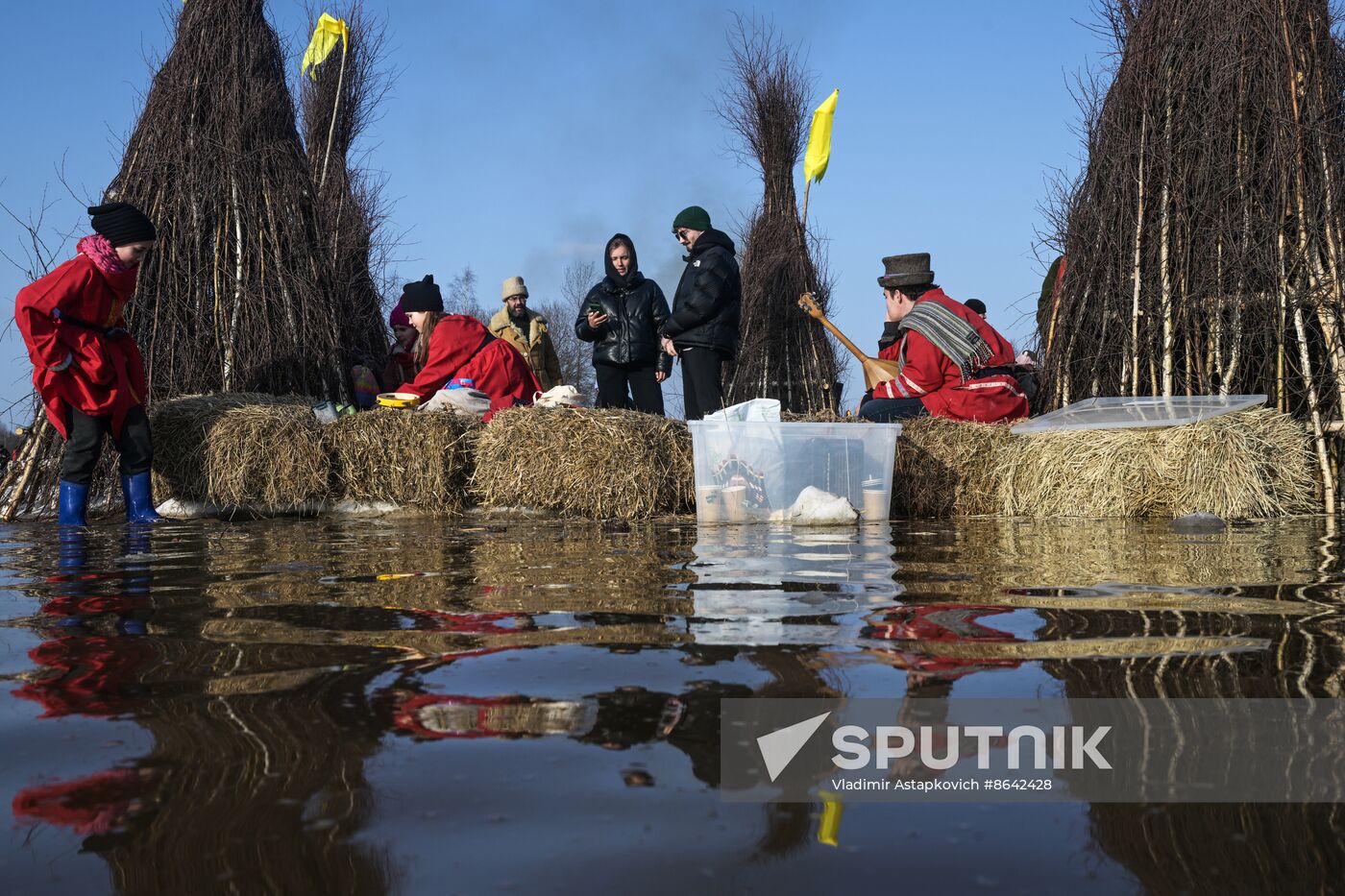 Russia Maslenitsa Celebration Nikola Lenivets