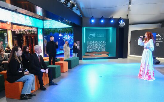 The International RUSSIA EXPO Forum and Exhibition. Belarusian Minister of Culture Anatoly Markevich. Location: Russia, Moscow. Author: Ilya Pitalev/Sputnik. RUSSIA EXPO. Belarusian Minister of Culture Anatoly Markevich visits exhibition