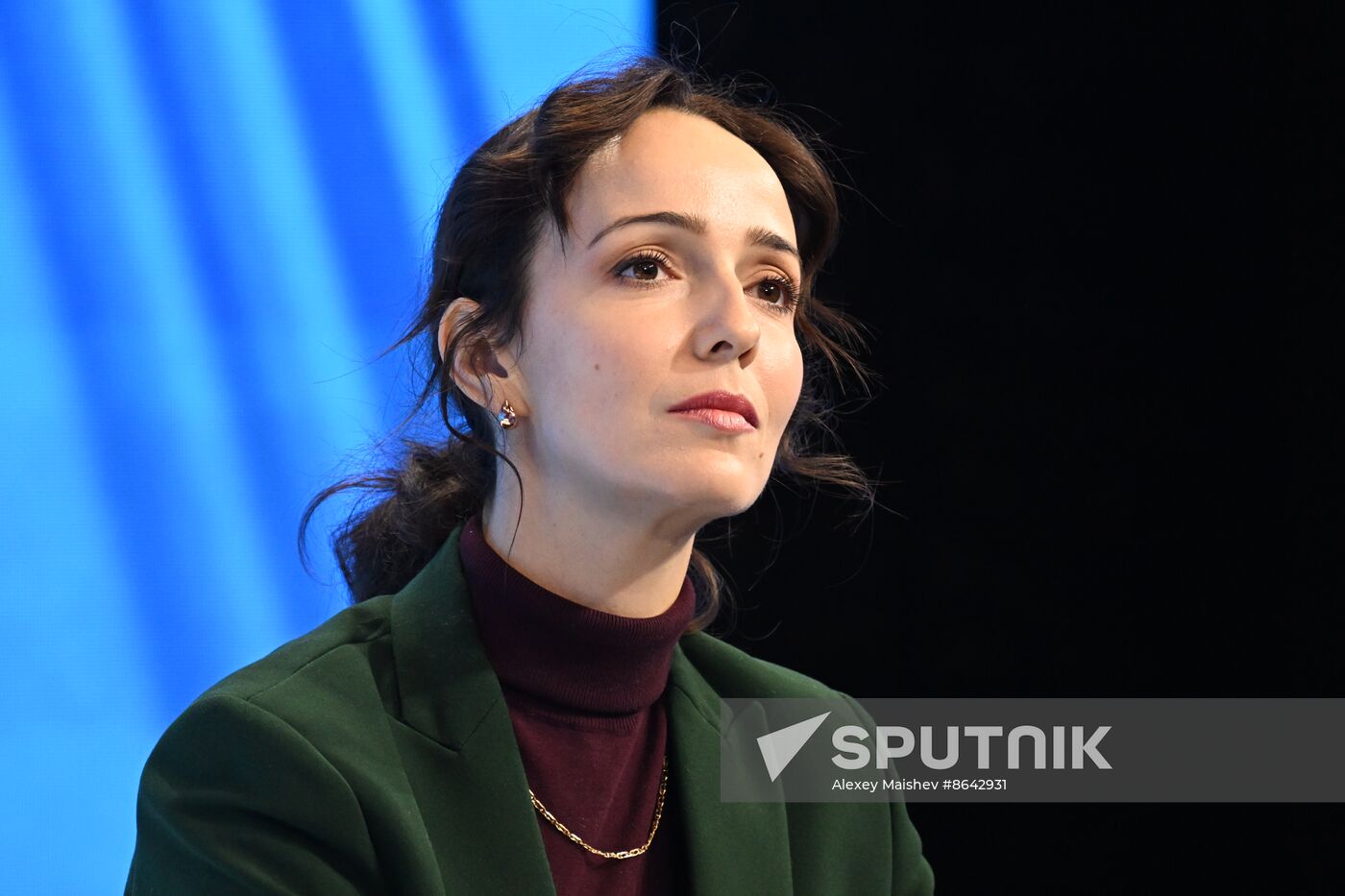 RUSSIA EXPO. Meeting with actress Valeria Lanskaya