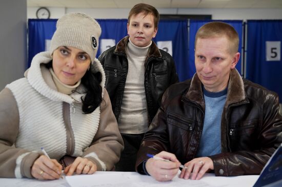 Russia New Regions Presidential Election