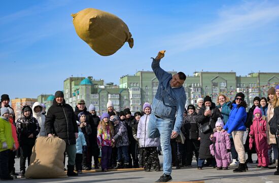 Russia Regions Maslenitsa Celebration