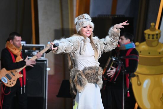 Russia International Exhibition and Forum. A concert on the Main Street Stage. Singer Varvara. Location: Russia, Moscow. Author: Alexey Maishev/Sputnik. RUSSIA EXPO. Maslenitsa Week