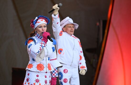 Russia International Exhibition and Forum. A concert on the Main Street Stage. Location: Russia, Moscow. Author: Alexey Maishev/Sputnik. RUSSIA EXPO. Maslenitsa Week