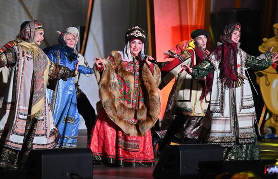 Russia International Exhibition and Forum. A concert on the Main Street Stage. Singer Nadezhda Babkina. Location: Russia, Moscow. Author: Alexey Maishev/Sputnik. RUSSIA EXPO. Maslenitsa Week