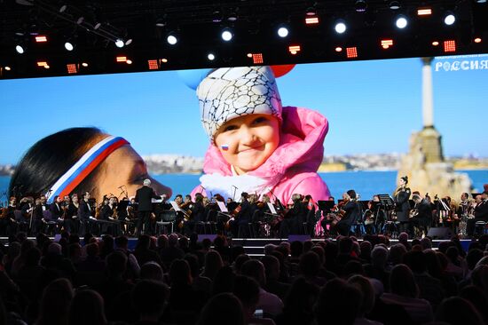 Russia International Exhibition and Forum. A concert involving the Sevastopol Symphony Orchestra. Location: Russia, Moscow. Author: Maksim Blinov/Sputnik. Russia EXPO. Sevastopol Symphony Orchestra in concert