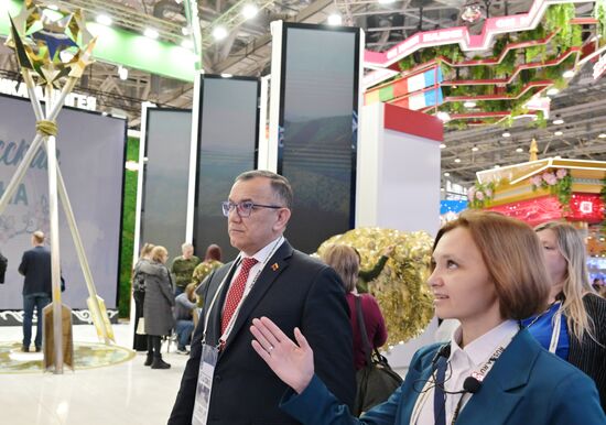 Russia EXPO. Guided tour for ambassadors of Cuba, Nicaragua, Venezuela, North Korea and other countries