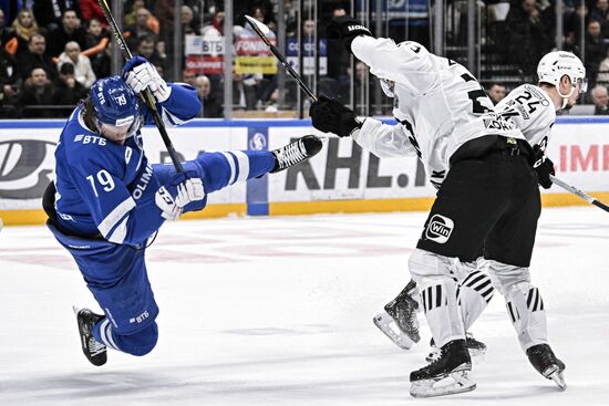 Russia Ice Hockey Kontinental League Dynamo- Traktor