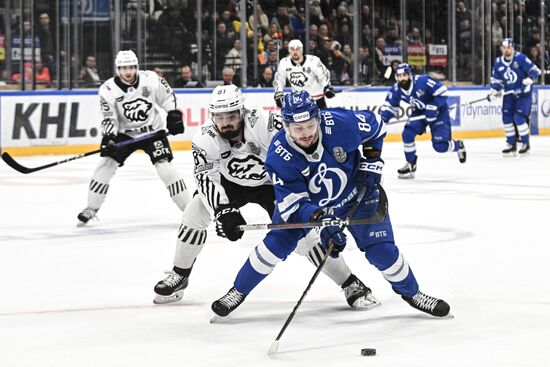 Russia Ice Hockey Kontinental League Dynamo- Traktor