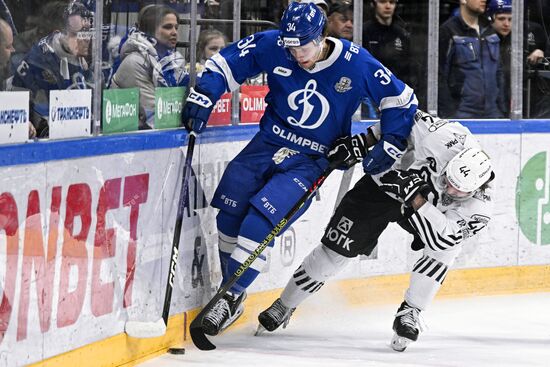 Russia Ice Hockey Kontinental League Dynamo- Traktor