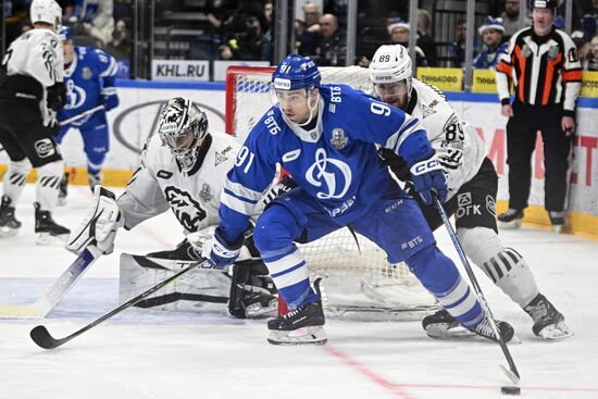 Russia Ice Hockey Kontinental League Dynamo- Traktor