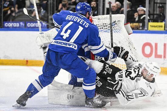 Russia Ice Hockey Kontinental League Dynamo- Traktor