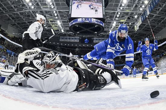 Russia Ice Hockey Kontinental League Dynamo- Traktor
