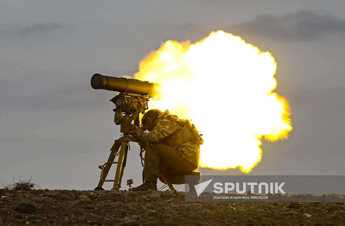 Russia Ukraine Military Operation Artillery Unit Training