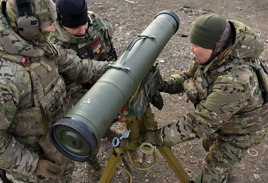 Russia Ukraine Military Operation Artillery Unit Training