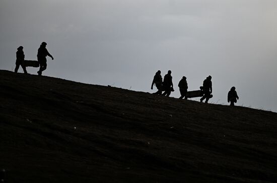 Russia Ukraine Military Operation Artillery Unit Training