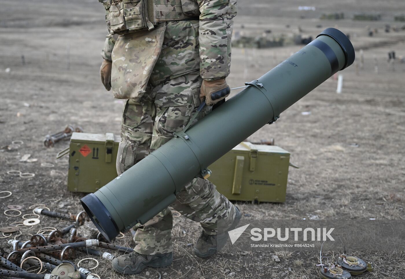 Russia Ukraine Military Operation Artillery Unit Training