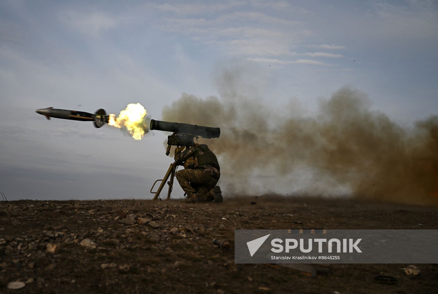 Russia Ukraine Military Operation Artillery Unit Training