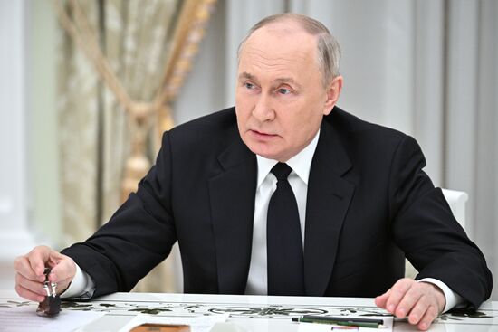 Russia Putin Parliament
