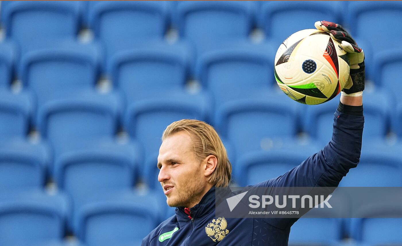 Russia Soccer Friendly Russia Training