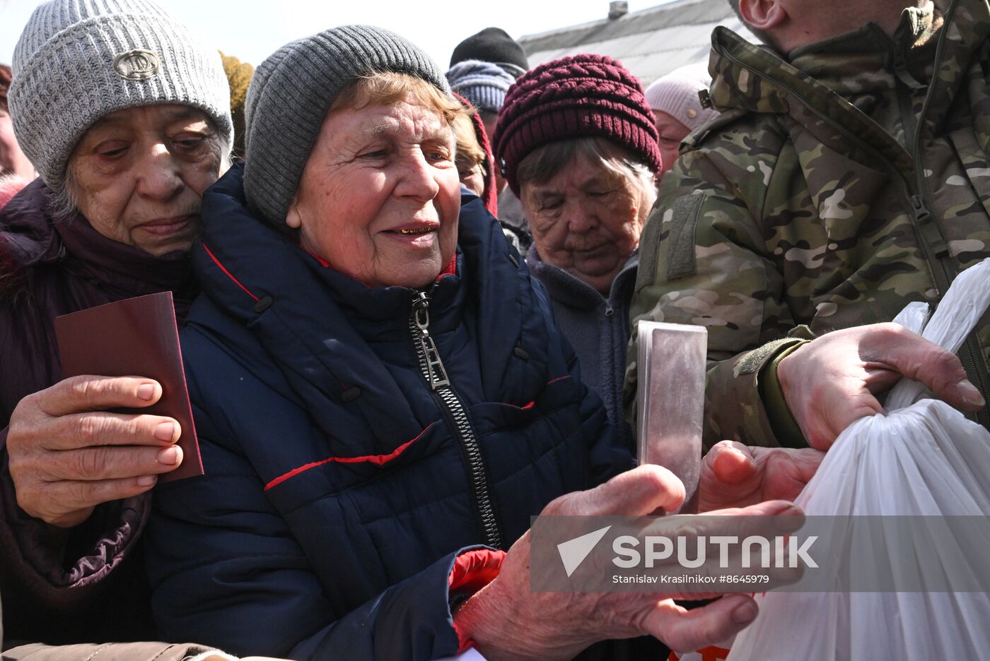 Russia Ukraine Military Operation Humanitarian Aid