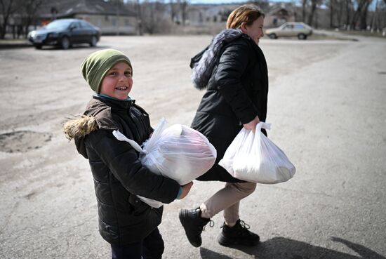 Russia Ukraine Military Operation Humanitarian Aid
