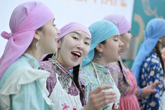 RUSSIA EXPO. Nowruz holiday
