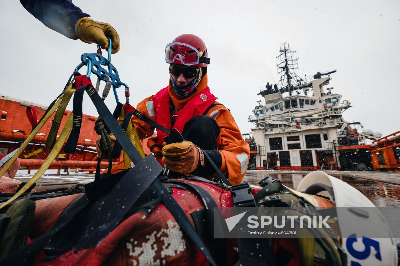 Russia Emergencies Ministry Staff Drills