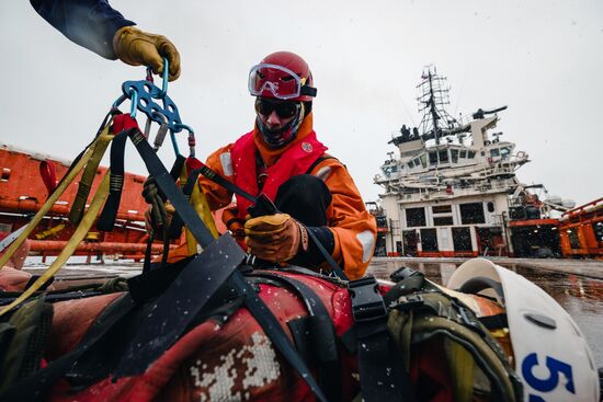 Russia Emergencies Ministry Staff Drills