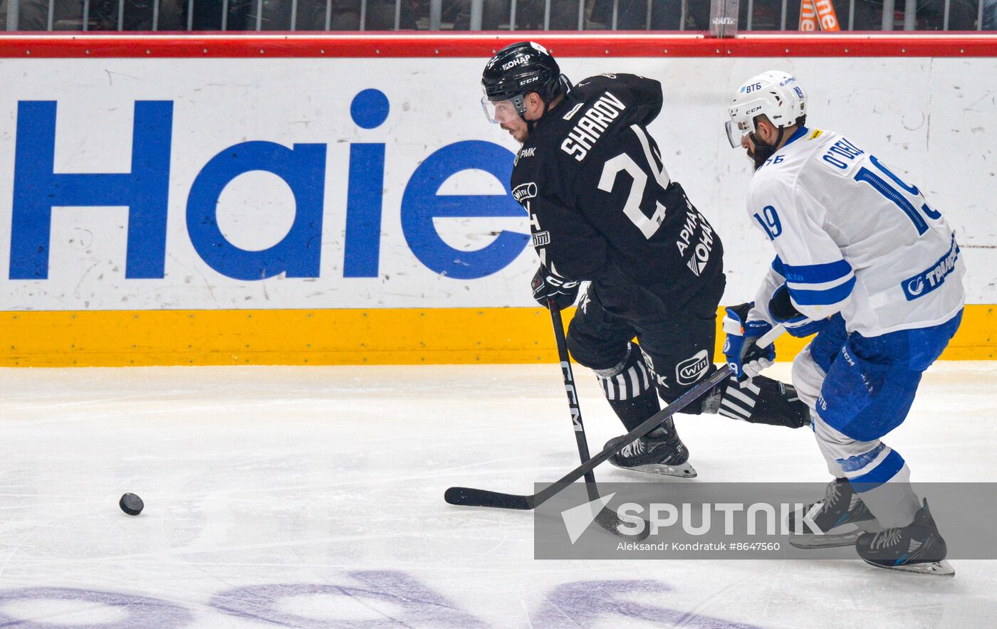 Russia Ice Hockey Kontinental League Traktor - Dynamo