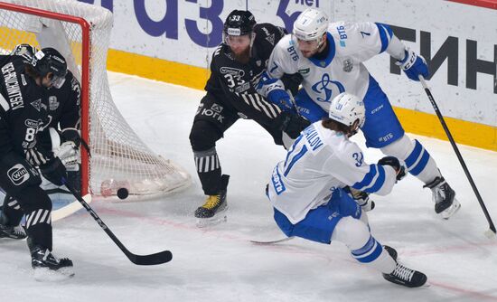 Russia Ice Hockey Kontinental League Traktor - Dynamo