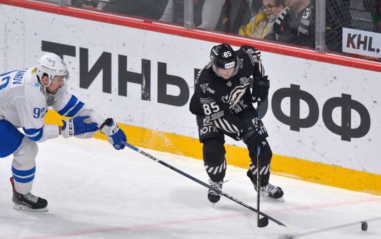 Russia Ice Hockey Kontinental League Traktor - Dynamo
