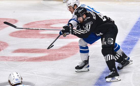 Russia Ice Hockey Kontinental League Traktor - Dynamo