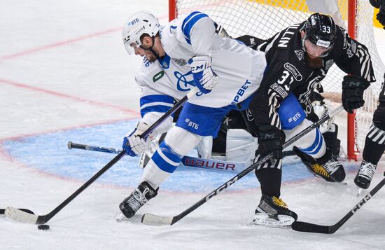 Russia Ice Hockey Kontinental League Traktor - Dynamo