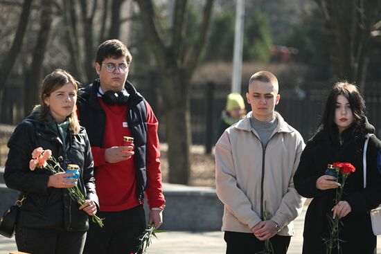 Russia Terrorist Attack Mourning Day