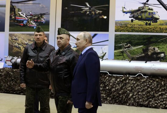 Russia Putin Central Federal District
