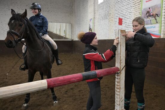 Russia Equestrian School