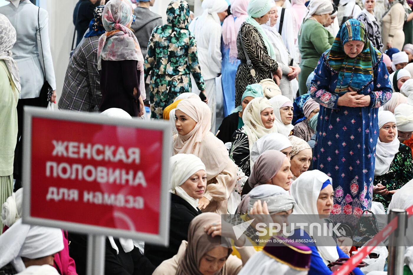 Russia Religion Ramadan Iftar