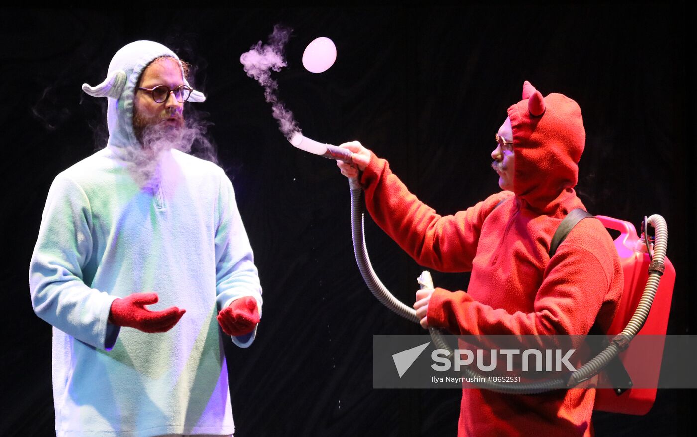 Russia Soap Bubble Show