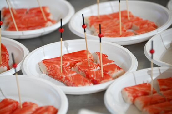 The International RUSSIA EXPO Forum and Exhibition. Pollock Festival, Oh, Mega-Taste! Pavilion K, Russian Cuisine House. Location: Russia, Moscow. Author: Kirill Kallinikov/Sputnik. RUSSIA EXPO. Pollock Festival, Oh, Mega-Taste!