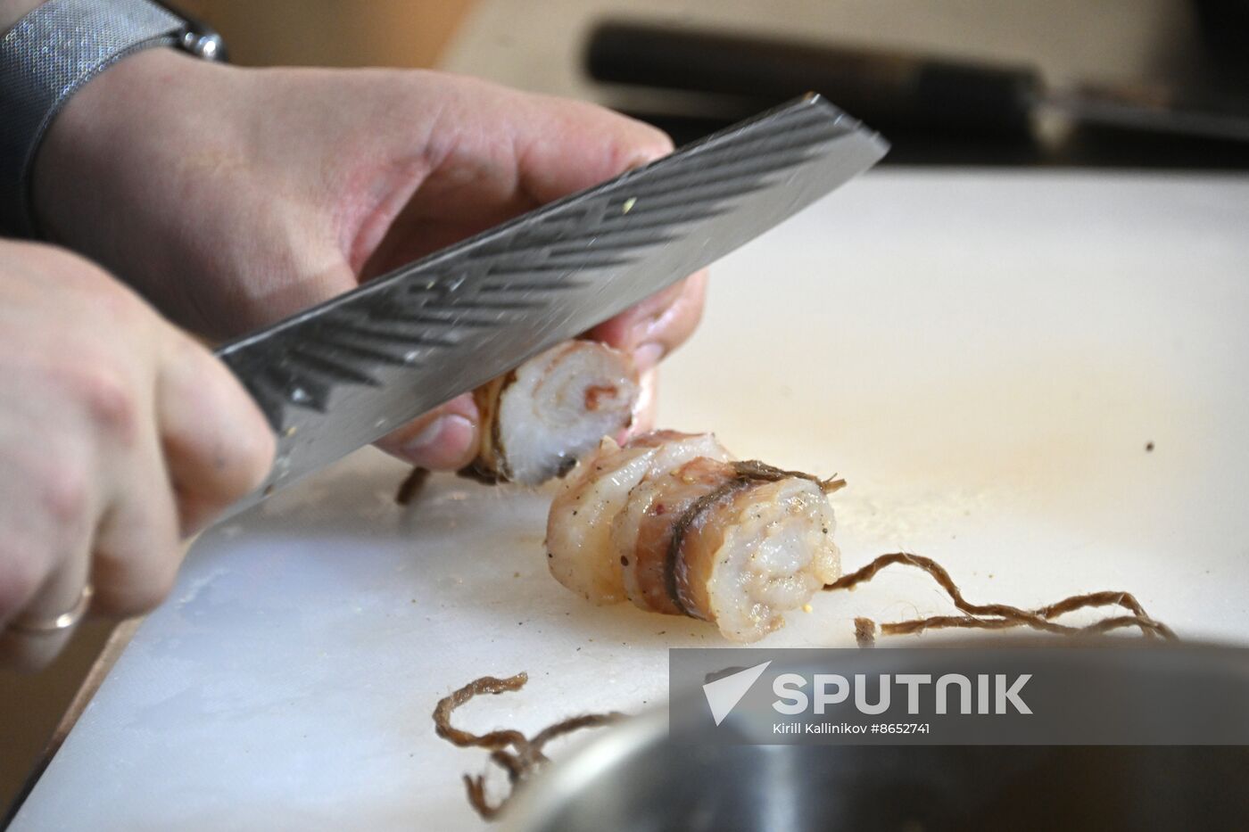 RUSSIA EXPO. Pollock Festival, Oh, Mega-Taste!