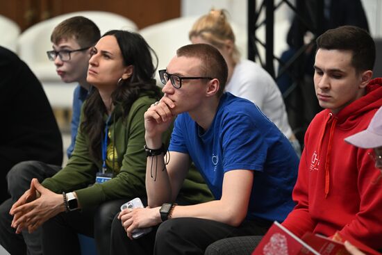 Russia EXPO. 4th National Forum Young People on Defense Industry's Development Options