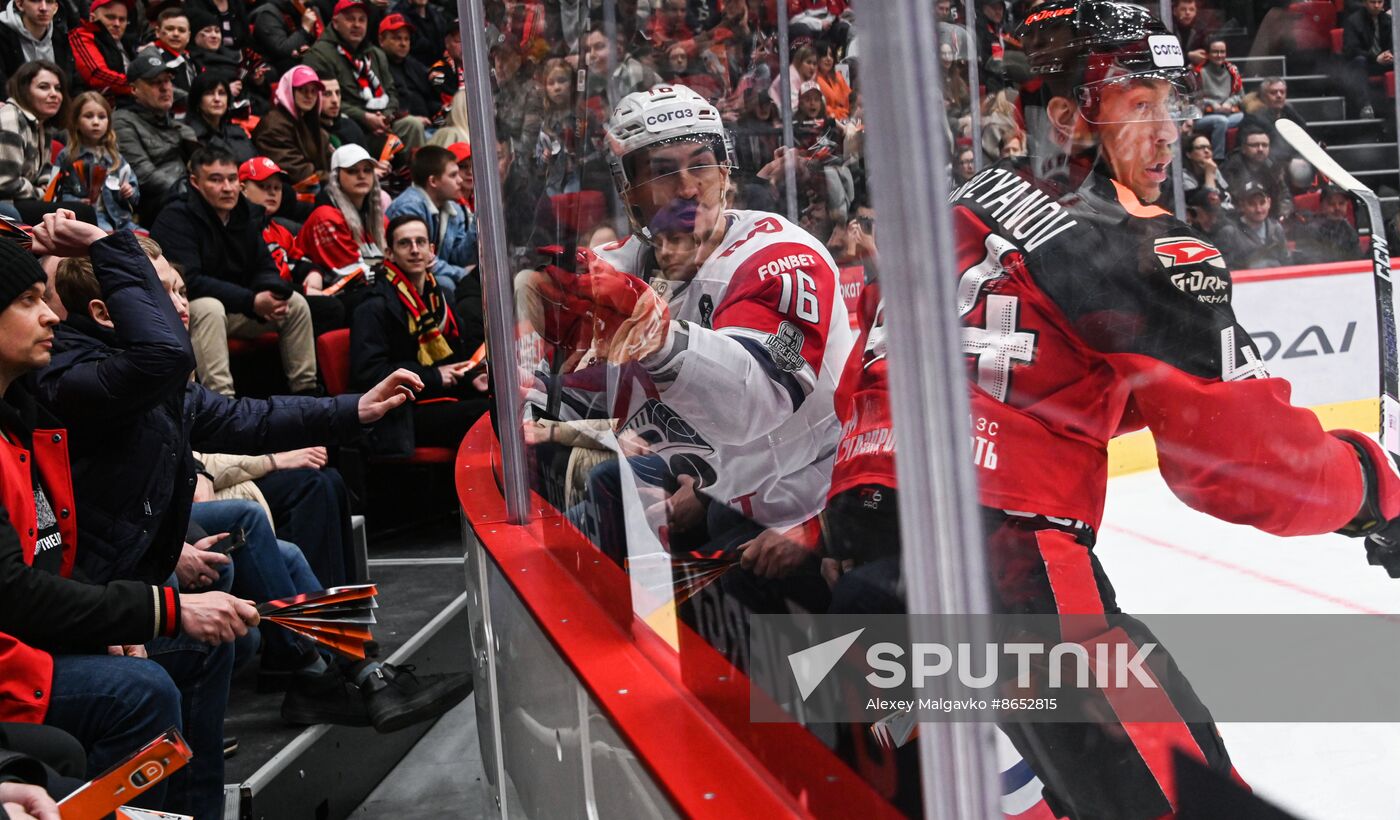 Russia Ice Hockey Kontinental League Avangard - Lokomotiv