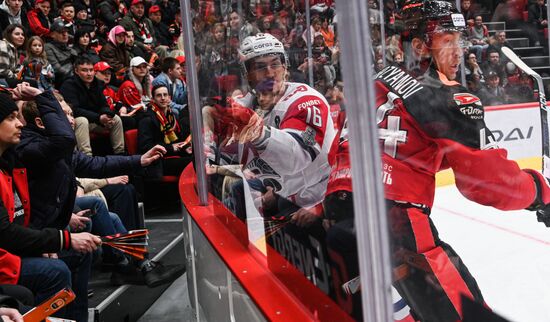 Russia Ice Hockey Kontinental League Avangard - Lokomotiv