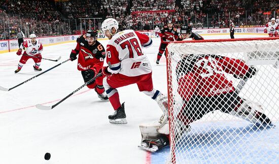 Russia Ice Hockey Kontinental League Avangard - Lokomotiv