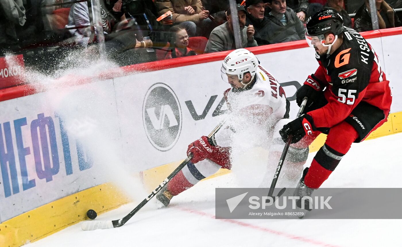 Russia Ice Hockey Kontinental League Avangard - Lokomotiv