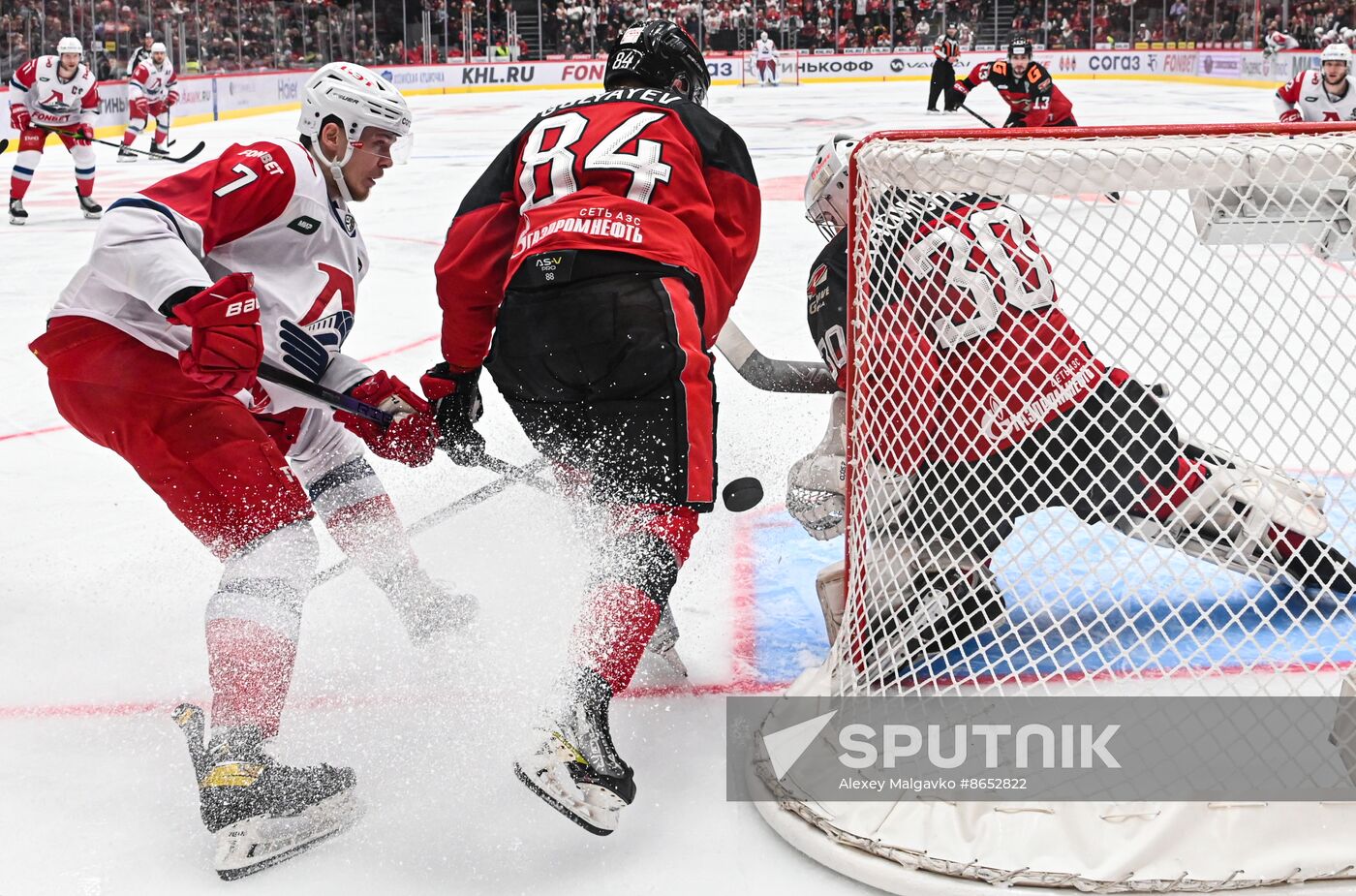 Russia Ice Hockey Kontinental League Avangard - Lokomotiv