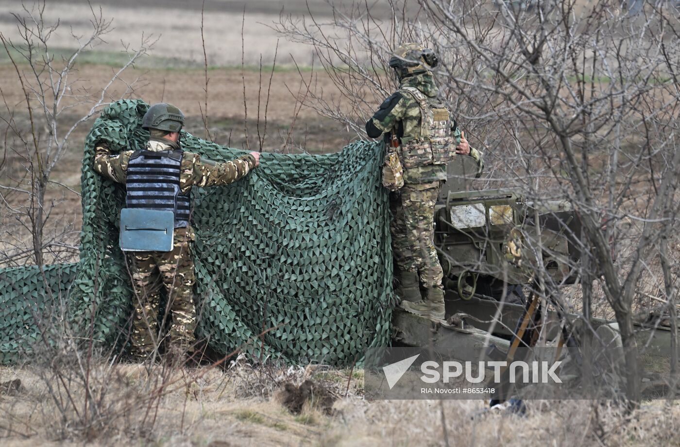 Russia Ukraine Military Operation Artillery Units Training