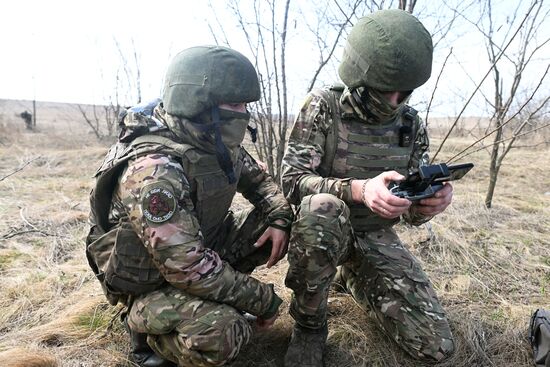 Russia Ukraine Military Operation Artillery Units Training